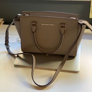 Purses in great condition - only used 2-3 times.